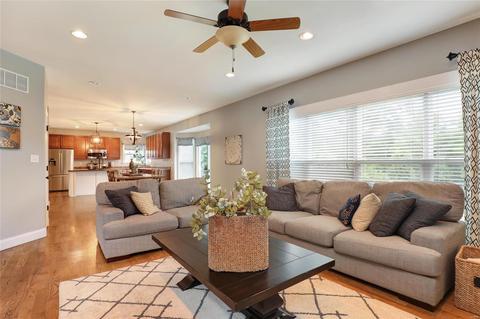 1457 Red Oak Plantation Dr, Ballwin, MO 63021 photo 8