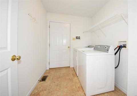2510 Newpoint Dr, Wildwood, MO 63011 photo 22
