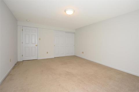 2510 Newpoint Dr, Wildwood, MO 63011 photo 24