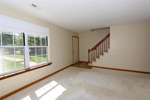 255 Carmel Woods Dr, Ellisville, MO 63021 photo 6