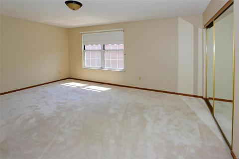 255 Carmel Woods Dr, Ellisville, MO 63021 photo 17