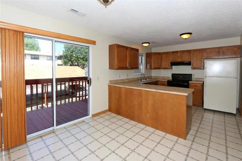 255 Carmel Woods Dr, Ellisville, MO 63021 photo 8