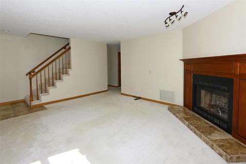 255 Carmel Woods Dr, Ellisville, MO 63021 photo 7