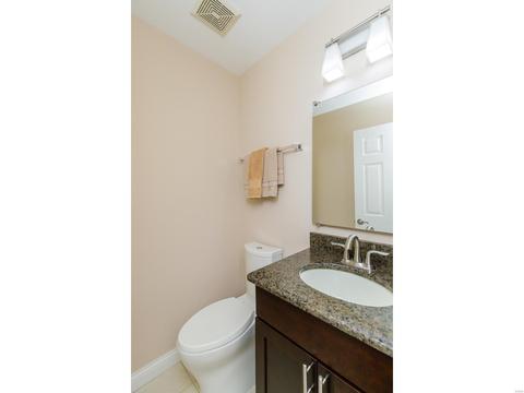 1167 Oak Borough Dr, Ballwin, MO 63021 photo 16