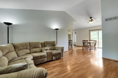 6510 Star Buck Dr, O'fallon, MO 63368 photo 2