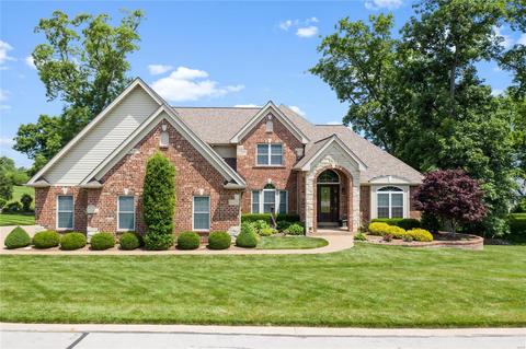 761 Hillenkamp Dr, Weldon Spring, MO 63304 photo 1