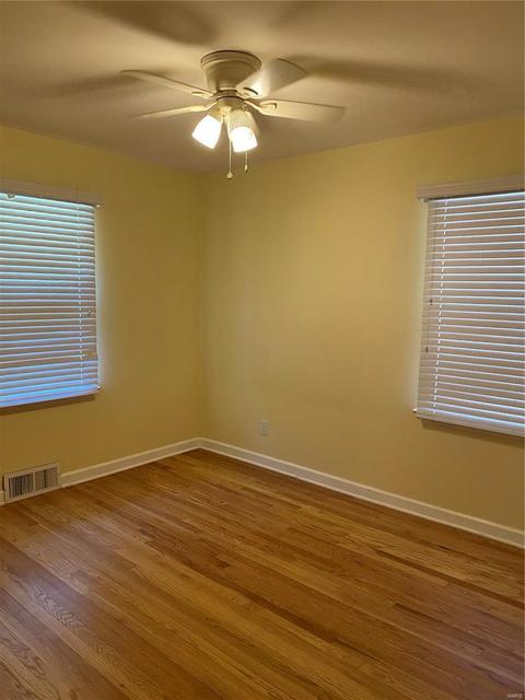 5 Drummond Dr, Saint Louis, MO 63135 photo 8