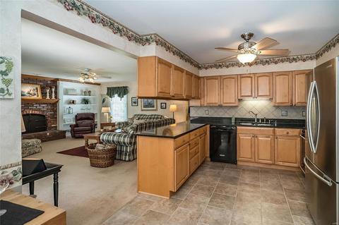 1892 Dougherty Terrace Dr, Ballwin, MO 63021 photo 7