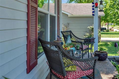 158 Rockaway Dr, O'fallon, MO 63368 photo 4
