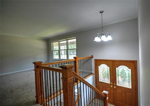 910 Queensbridge Rd, Manchester, MO 63021 photo 10