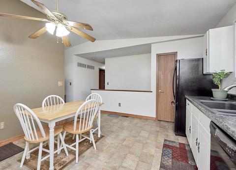 1317 Manuka Dr, O'fallon, MO 63366 photo 8