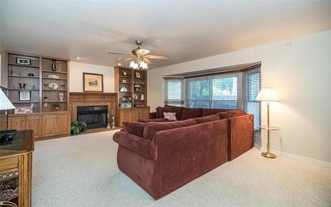 802 Spring Hill Farm Dr, Ballwin, MO 63021 photo 11