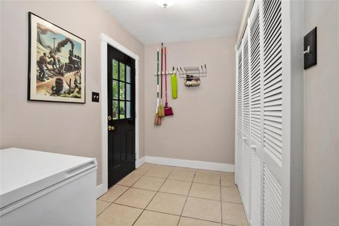 3227 Edgar Ave, Saint Louis, MO 63143 photo 9