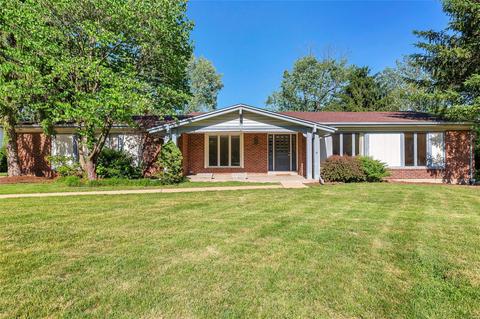 336 Elmcrest Dr, Ballwin, MO 63011 photo 1