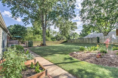 329 Providence Rd, Ballwin, MO 63011 photo 3