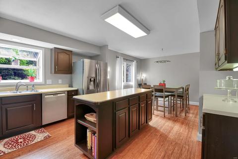 611 Wynn Pl, Ballwin, MO 63021 photo 8