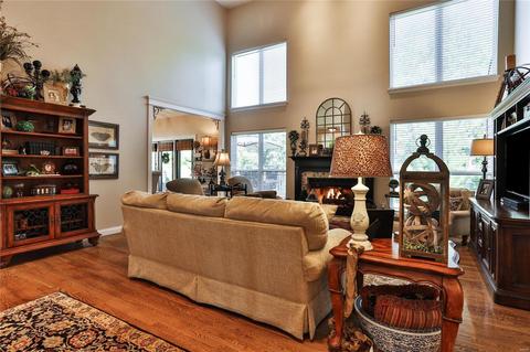 557 Autumn Bluff Dr, Ellisville, MO 63021 photo 13
