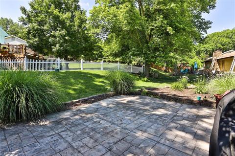 508 Treetop Village Dr, Ballwin, MO 63021 photo 25