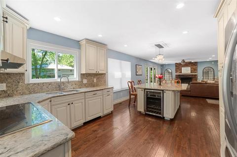 90 Breezeview, Ballwin, MO 63021 photo 4