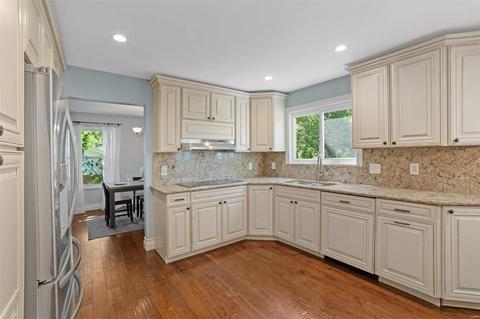 90 Breezeview, Ballwin, MO 63021 photo 3