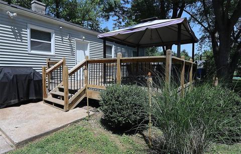 442 Essen Ln, Ballwin, MO 63021 photo 5