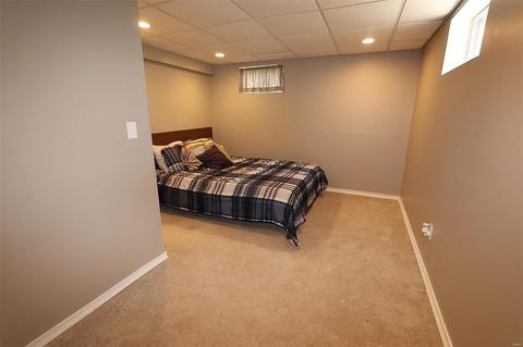 442 Essen Ln, Ballwin, MO 63021 photo 18