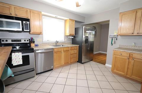 442 Essen Ln, Ballwin, MO 63021 photo 7