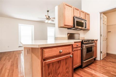 123 Towne Square Ct, Eureka, MO 63025 photo 8