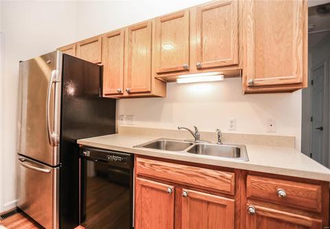 123 Towne Square Ct, Eureka, MO 63025 photo 9