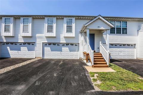 123 Towne Square Ct, Eureka, MO 63025 photo 1