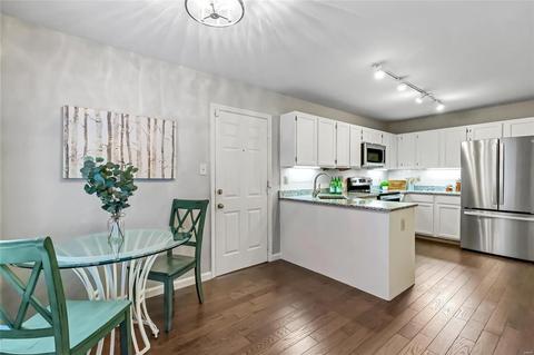 1756 Highview Circle Ct, Ballwin, MO 63021 photo 6
