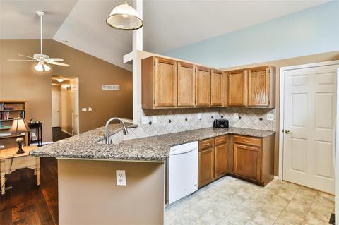 284 Royallmanor, O'fallon, MO 63368 photo 17