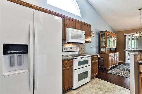 284 Royallmanor, O'fallon, MO 63368 photo 19