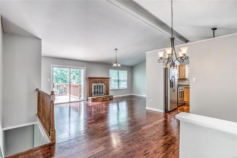 235 Jacob, Ballwin, MO 63021 photo 2