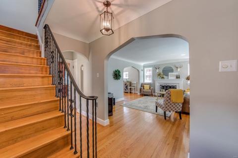 6223 Devonshire Ave, Saint Louis, MO 63109 photo 2