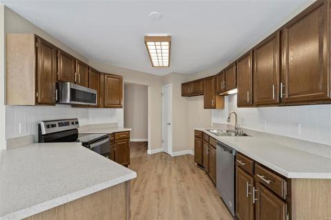 618 Pine Ridge Trl #104, Ballwin, MO 63021 photo 9