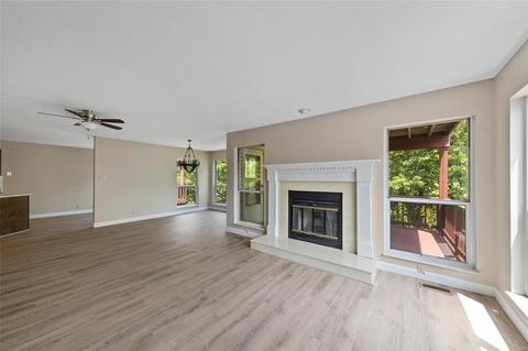 618 Pine Ridge Trl #104, Ballwin, MO 63021 photo 13