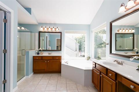 1042 Kiefer Ridge Dr, Ballwin, MO 63021 photo 30