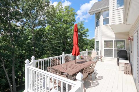 1042 Kiefer Ridge Dr, Ballwin, MO 63021 photo 47