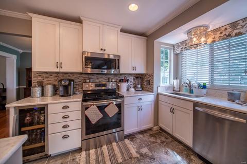 910 Palm Bay, Ballwin, MO 63021 photo 5
