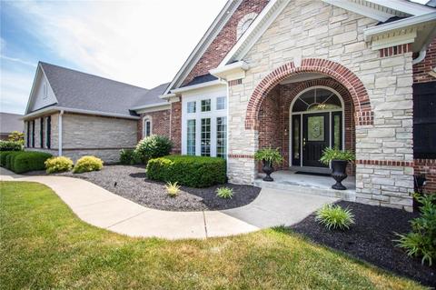4026 Austin Dr, Saint Charles, MO 63304 photo 3
