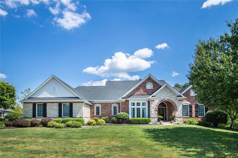 4026 Austin Dr, Saint Charles, MO 63304 photo 1