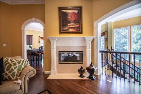 4026 Austin Dr, Saint Charles, MO 63304 photo 7