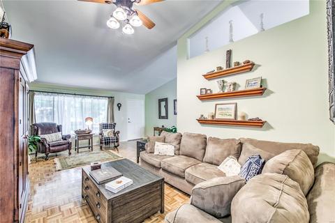 808 Garonne Dr, Manchester, MO 63021 photo 9