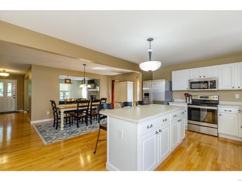 580 Misty Mountain Dr, O'fallon, MO 63368 photo 13