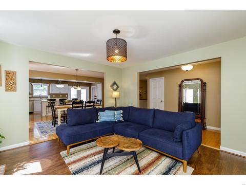 580 Misty Mountain Dr, O'fallon, MO 63368 photo 4