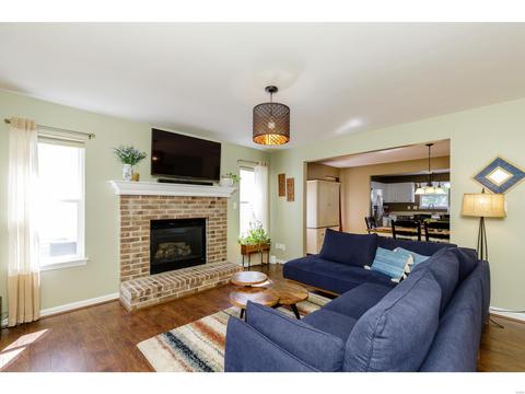 580 Misty Mountain Dr, O'fallon, MO 63368 photo 3