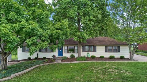 112 Lock Dr, Ballwin, MO 63011 photo 1