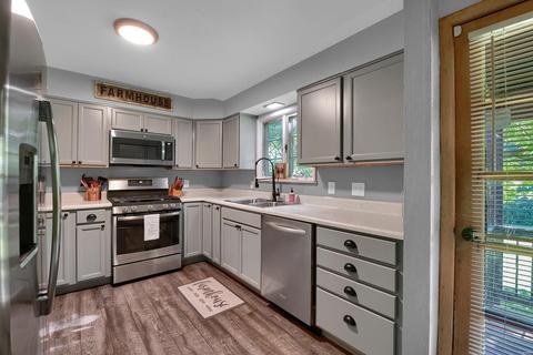 112 Lock Dr, Ballwin, MO 63011 photo 5