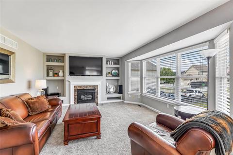 521 Copper Meadows Ln, O'fallon, MO 63368 photo 4
